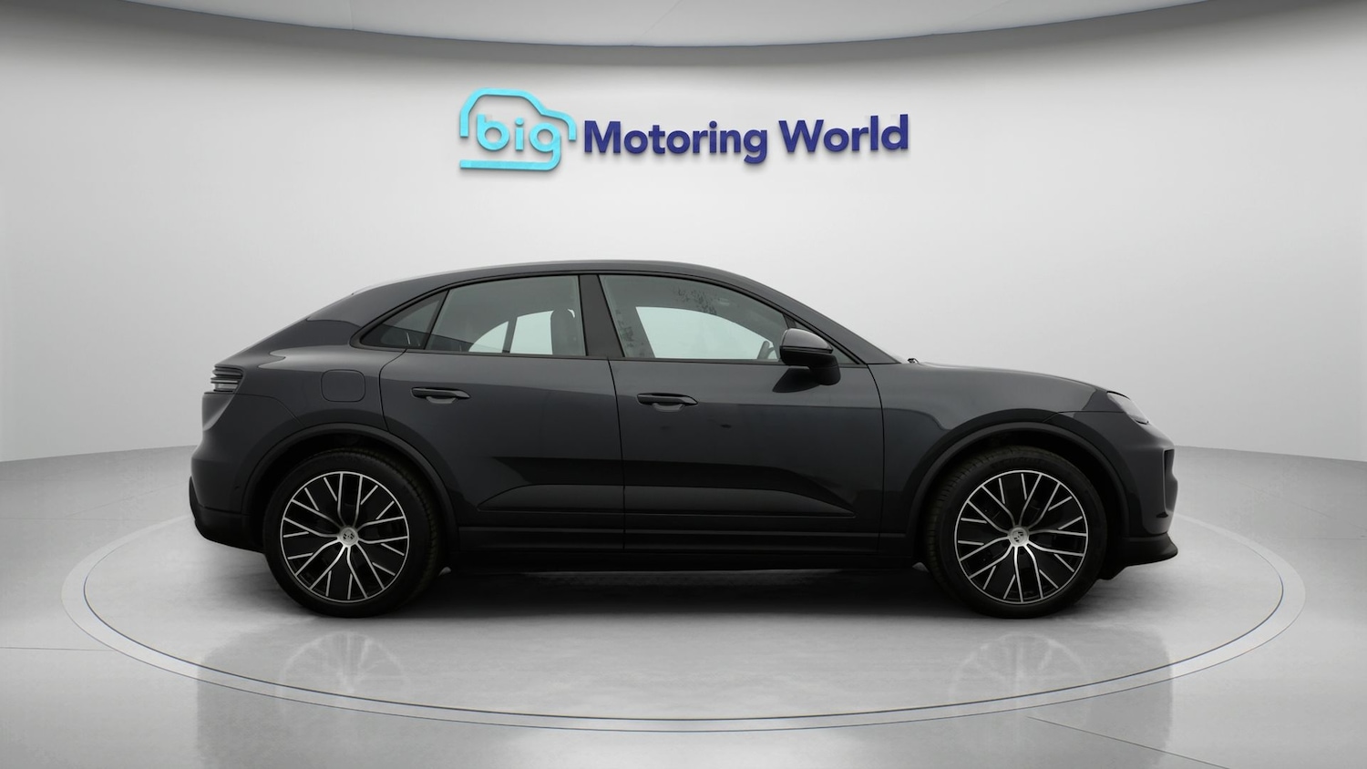 Used Porsche Macan 2025 for sale - 77216394: Photo 8