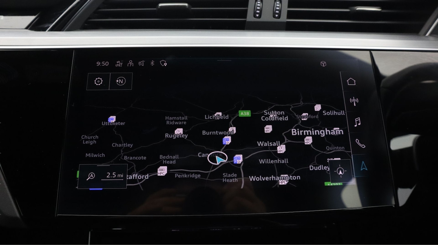 Used Audi e-tron 2022 for sale - 77202130: Photo 11