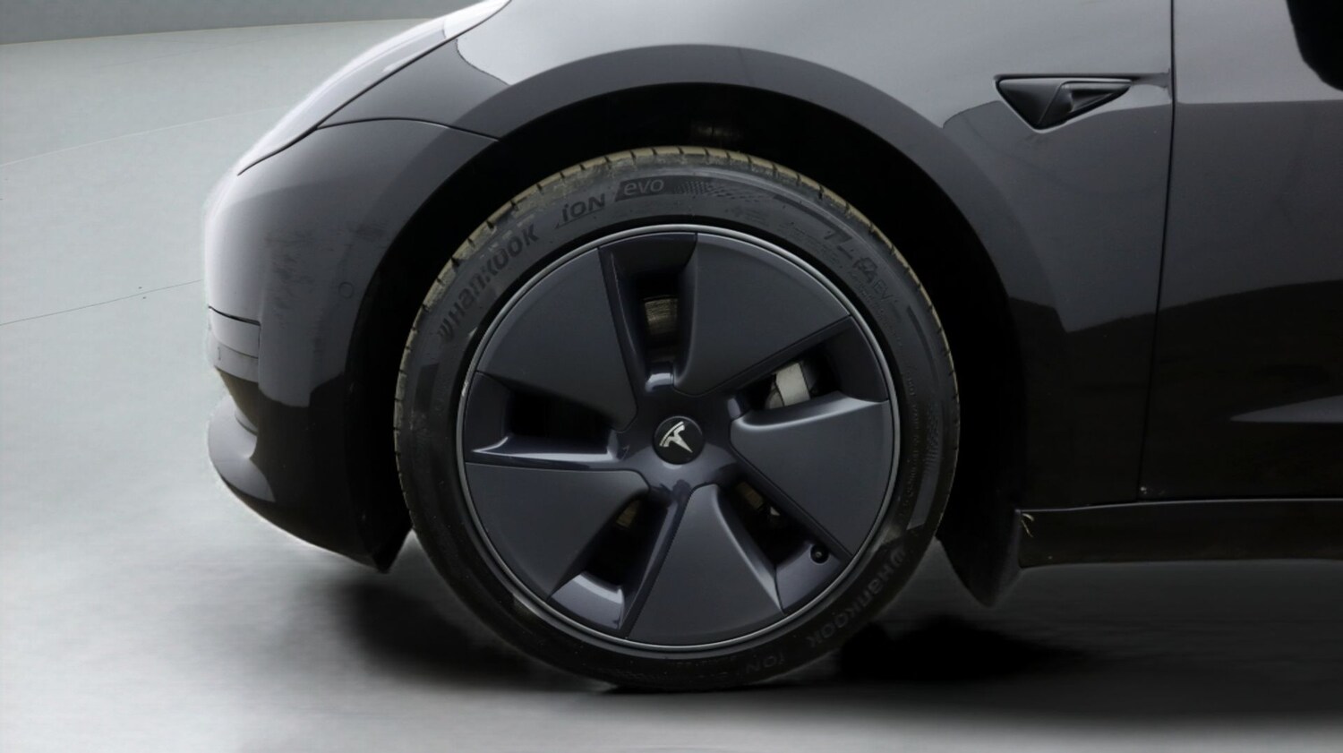 Used Tesla Model 3 2021 for sale - 77329412: Photo 18