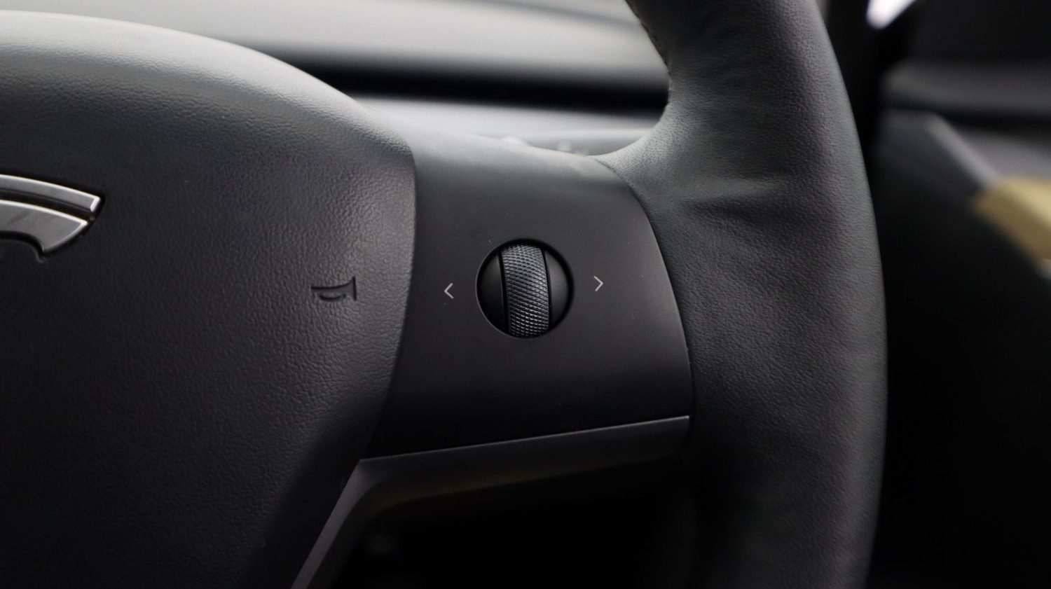 Used Tesla Model 3 2021 for sale - 77329412: Photo 23