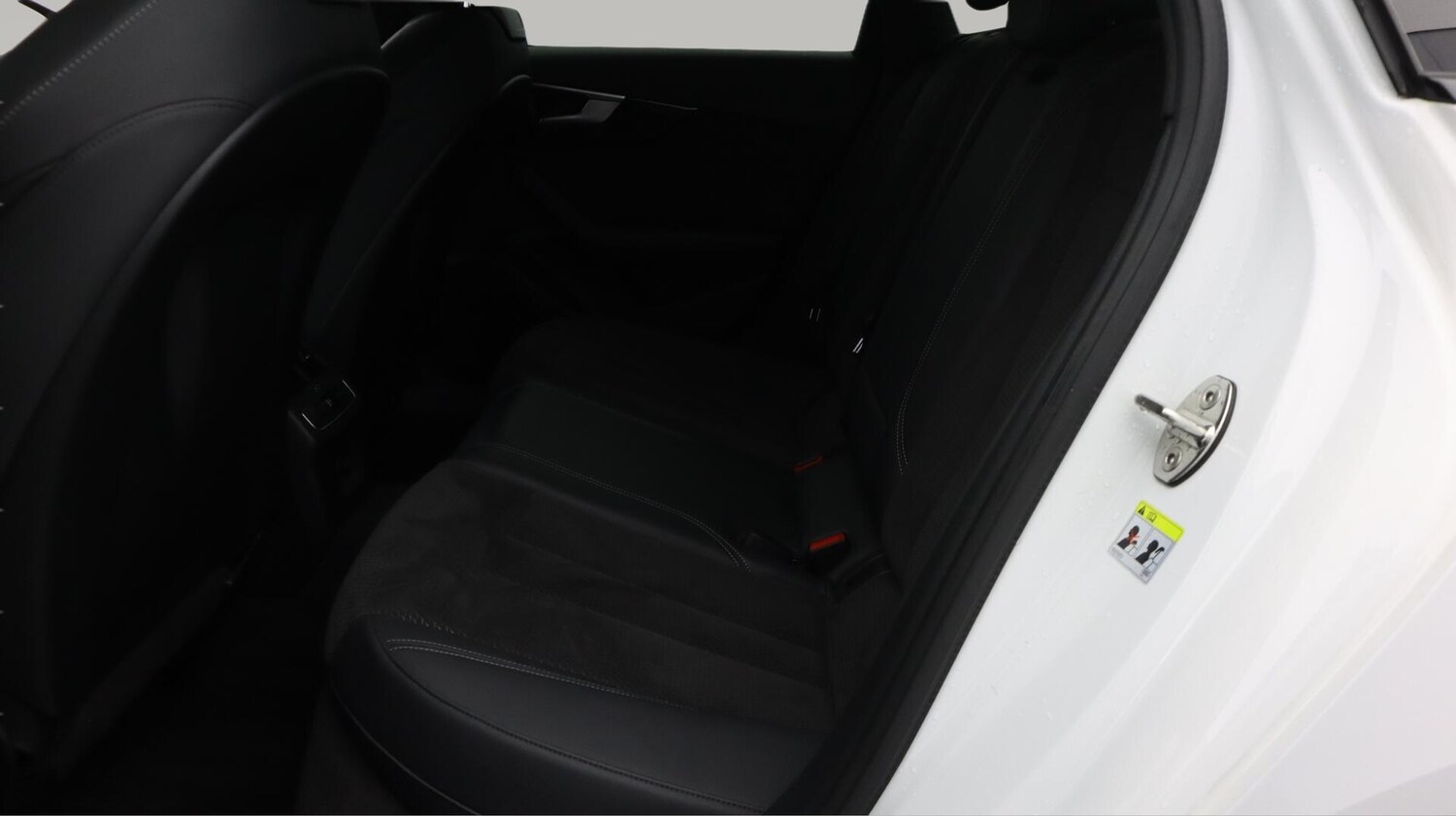 Used Audi A4 2020 for sale - 76613174: Photo 17