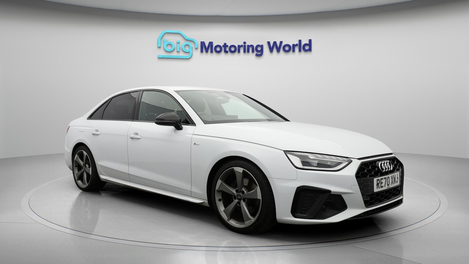 Used Audi A4 2020 for sale - 76613174: Photo 2