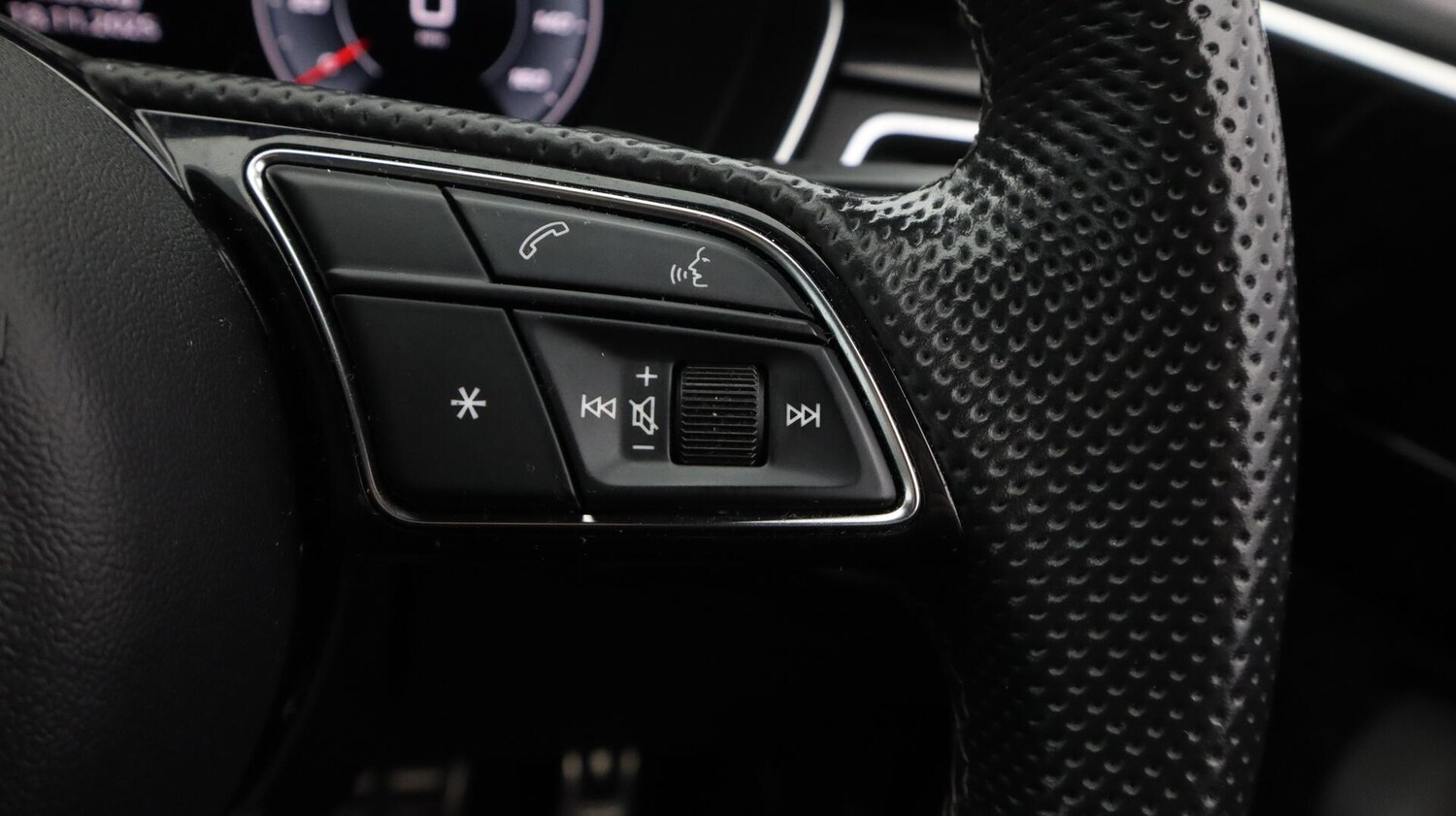 Used Audi A4 2020 for sale - 76613174: Photo 24