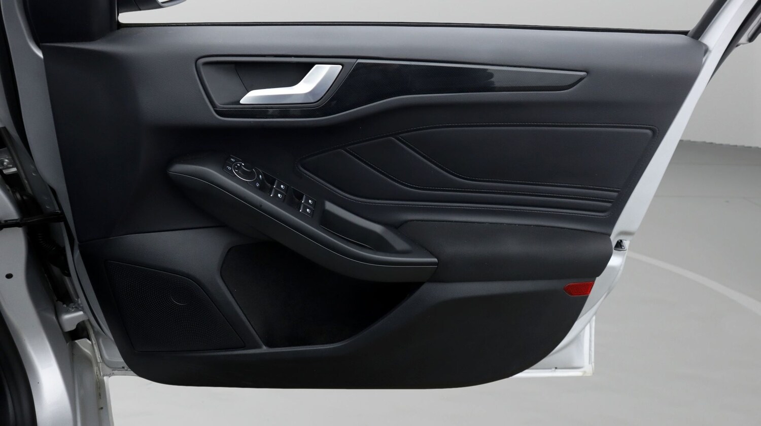 Used Ford Focus 2023 for sale - 78155735: Photo 15