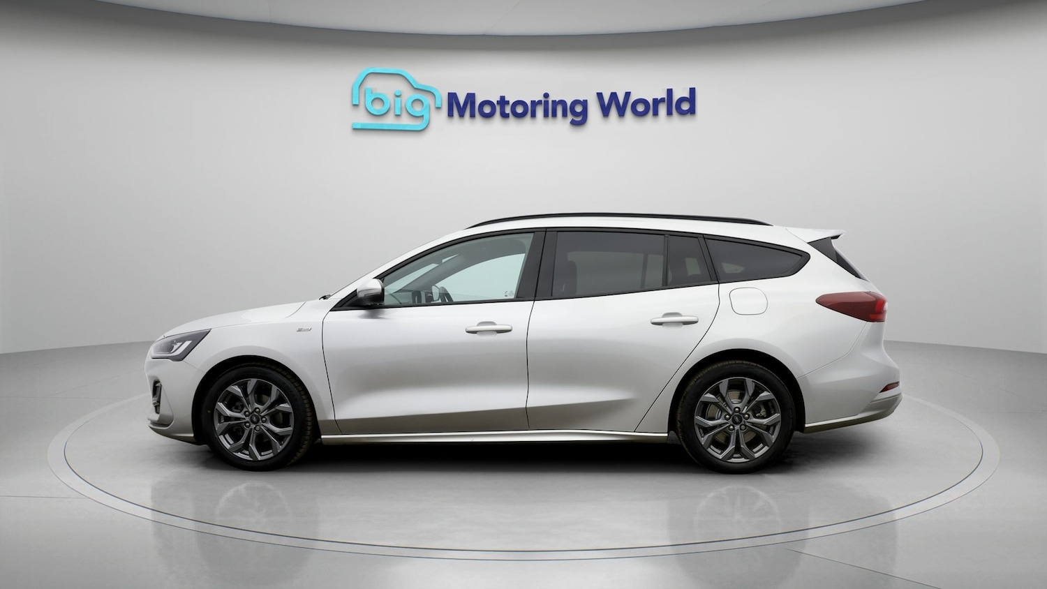 Used Ford Focus 2023 for sale - 78155735: Photo 4