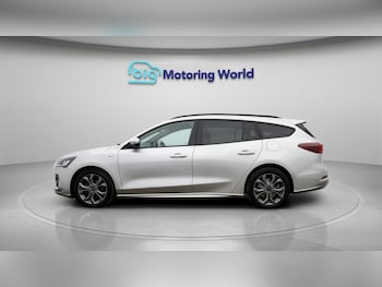 Used Ford Focus 2023 for sale - 78155735: Photo