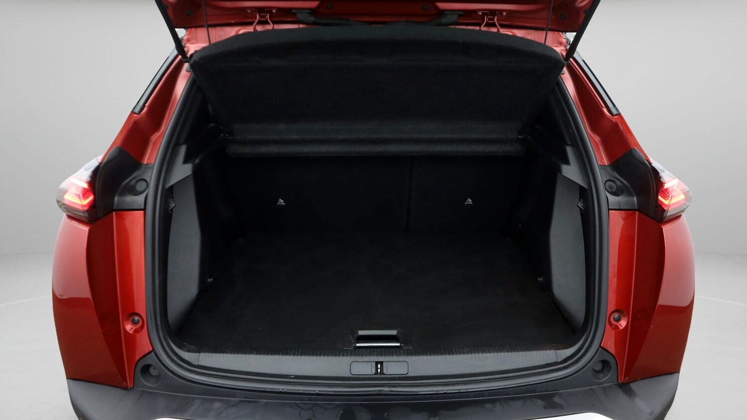 Used Peugeot 2008 2023 for sale - 77818517: Photo 17