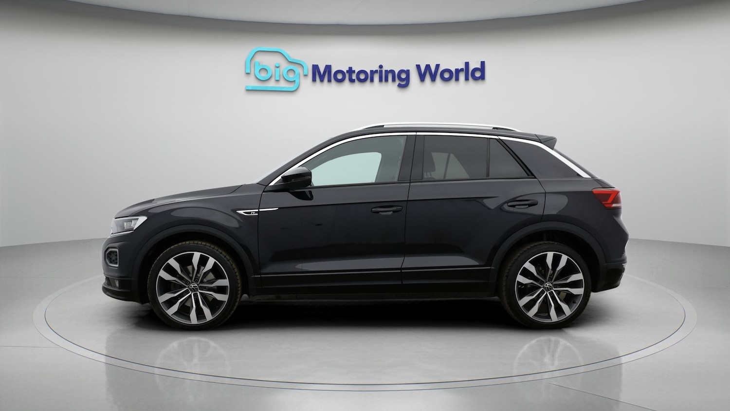 Used Volkswagen T-Roc 2021 for sale - 77968855: Photo 4