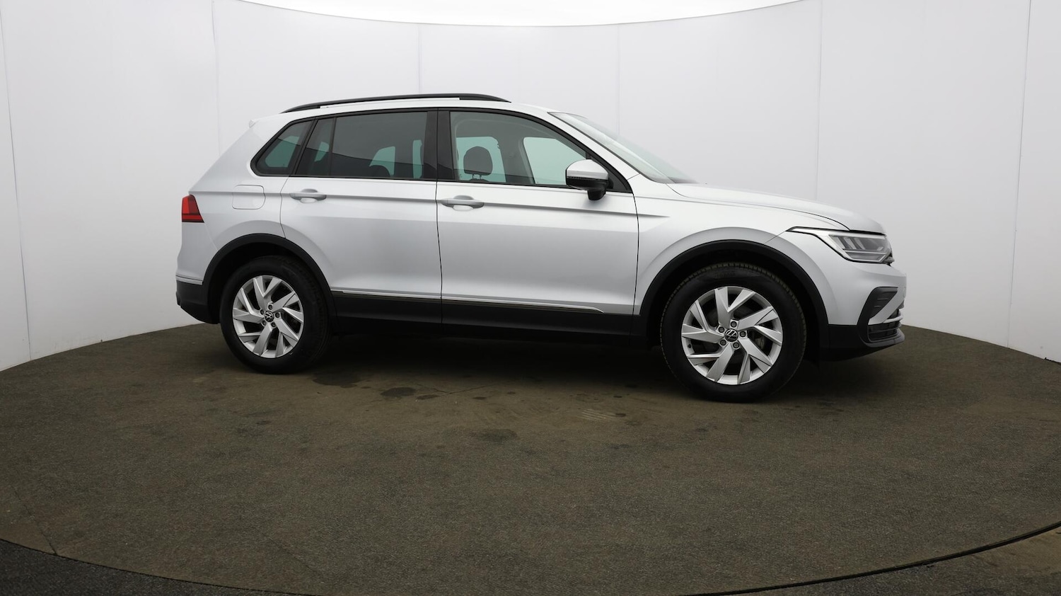 Used Volkswagen Tiguan 2021 for sale - 76174749: Photo 52