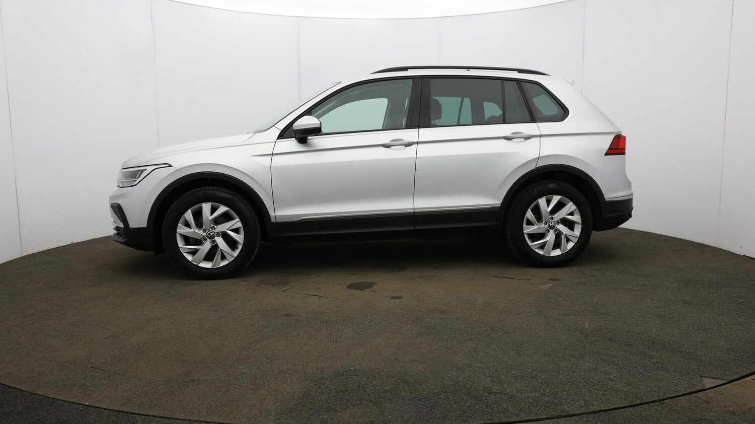 Used Volkswagen Tiguan 2021 for sale - 76174749: Photo 72