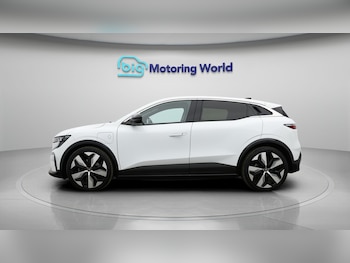 Used Renault Megane E Tech 2023 for sale - 79246023: Photo