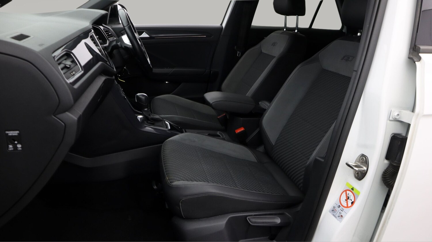 Used Volkswagen T-Roc 2019 for sale - 77502467: Photo 14