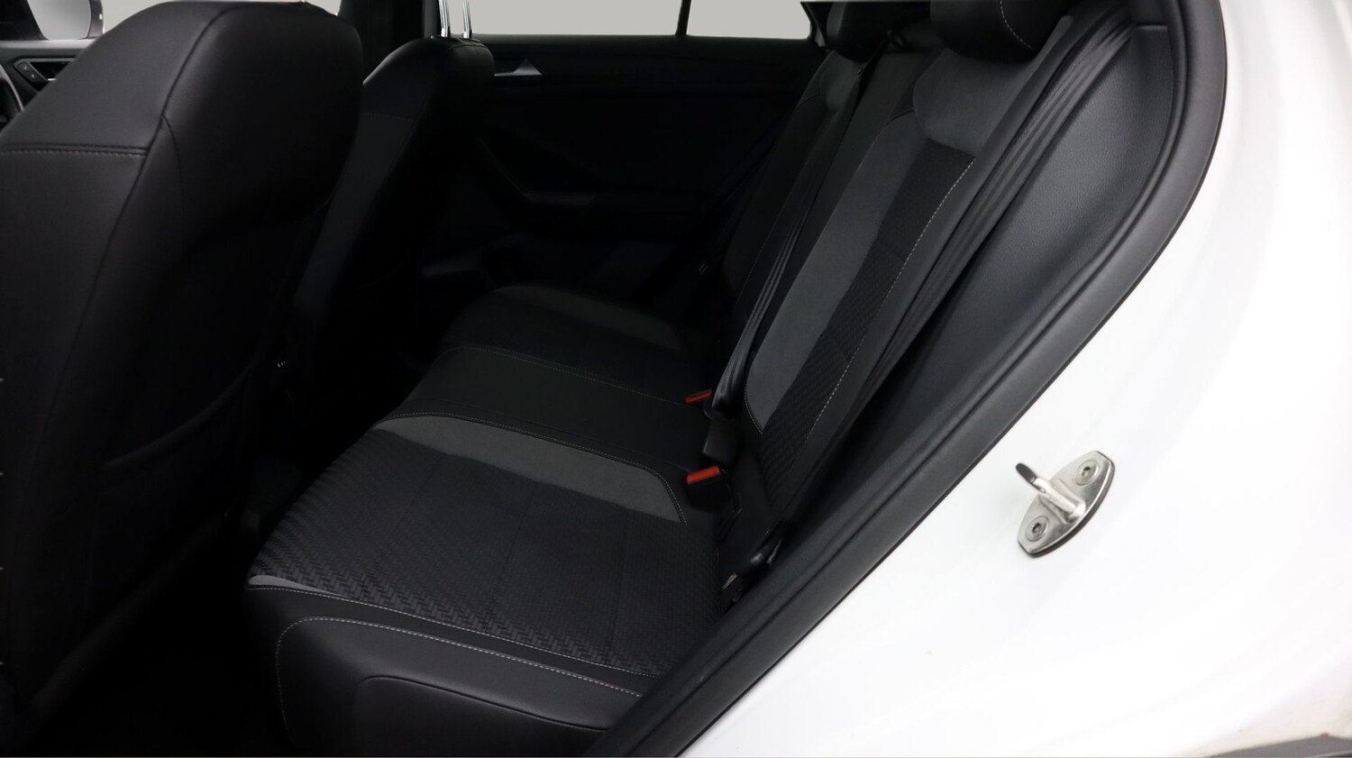 Used Volkswagen T-Roc 2019 for sale - 77502467: Photo 16