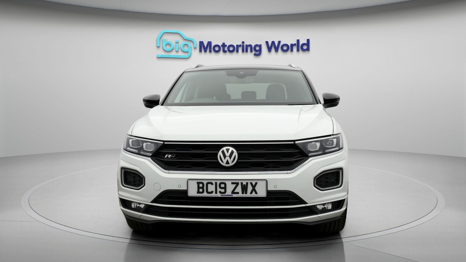 Used Volkswagen T-Roc 2019 for sale - 77502467: Photo 2