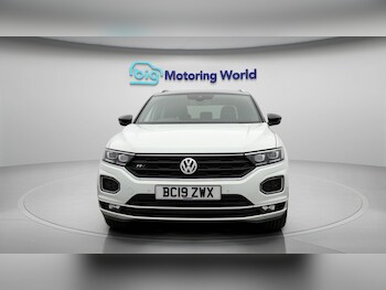 Used Volkswagen T-Roc 2019 for sale - 77502467: Photo