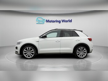 Used Volkswagen T-Roc 2019 for sale - 77502467: Photo