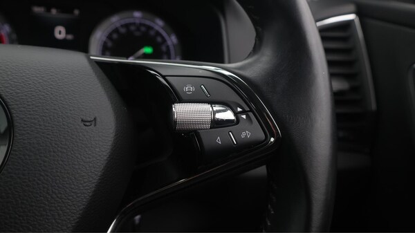 Used Skoda Karoq 2020 for sale - 76283785: Photo 25