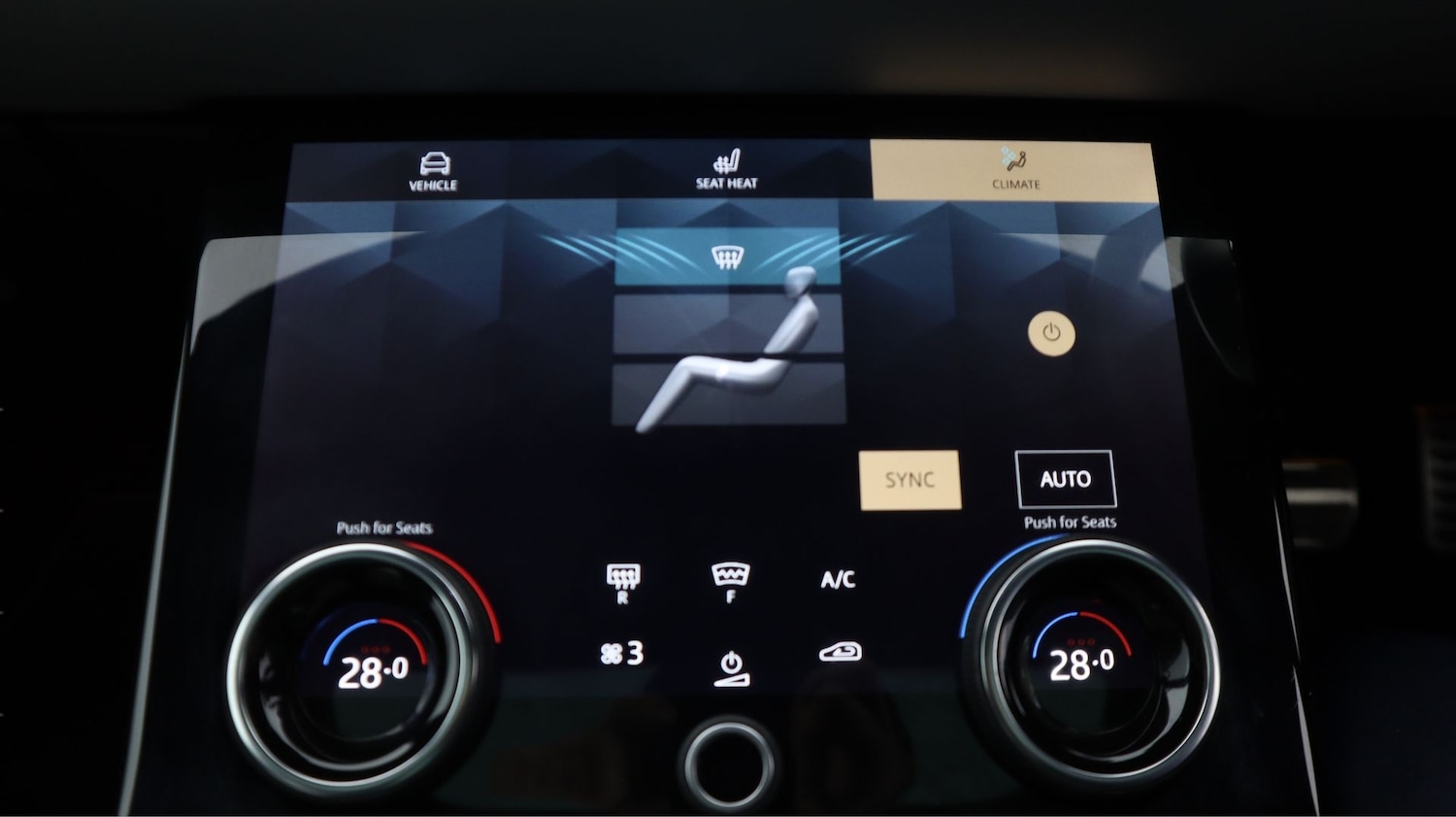 Used Land Rover Range Rover Evoque 2022 for sale - 77968857: Photo 12