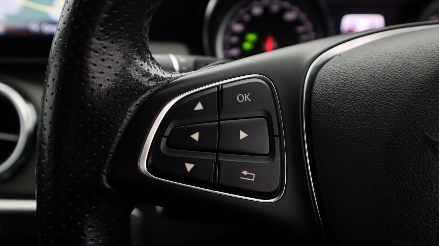 Used Mercedes-Benz GLA 2019 for sale - 77782212: Photo 24