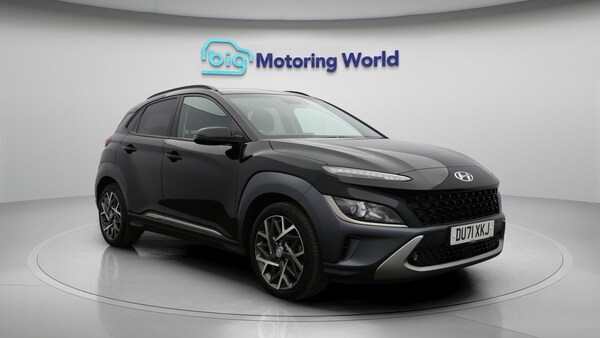 Used Hyundai KONA 2021 for sale - 76059324: Photo 2