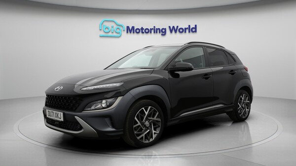 Used Hyundai KONA 2021 for sale - 76059324: Photo 4