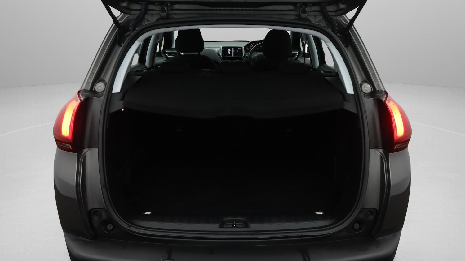 Used Peugeot 2008 2018 for sale - 76573069: Photo 18