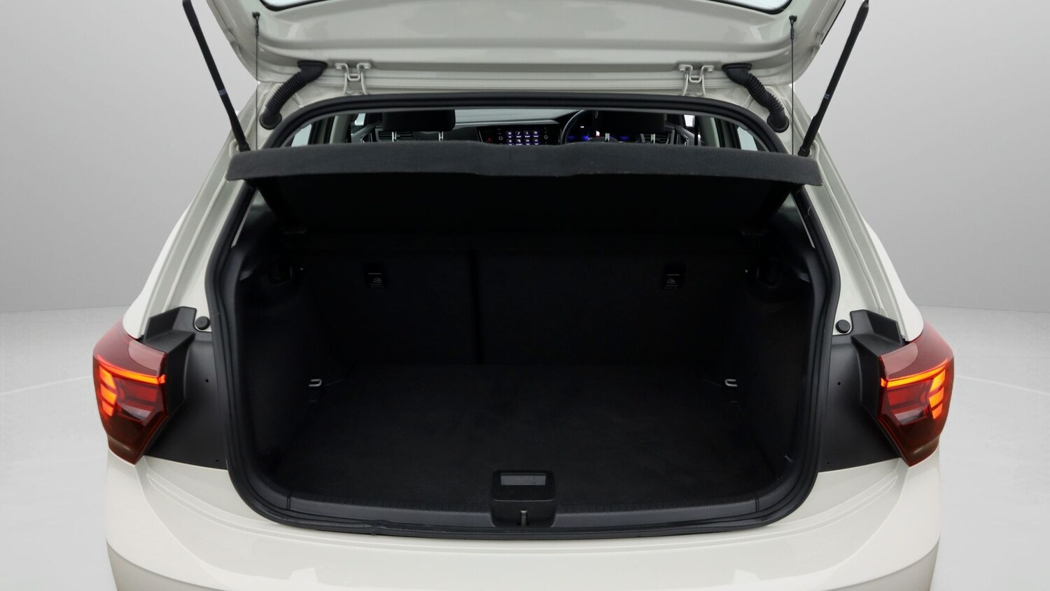 Used Volkswagen Polo 2023 for sale - 78026983: Photo 17