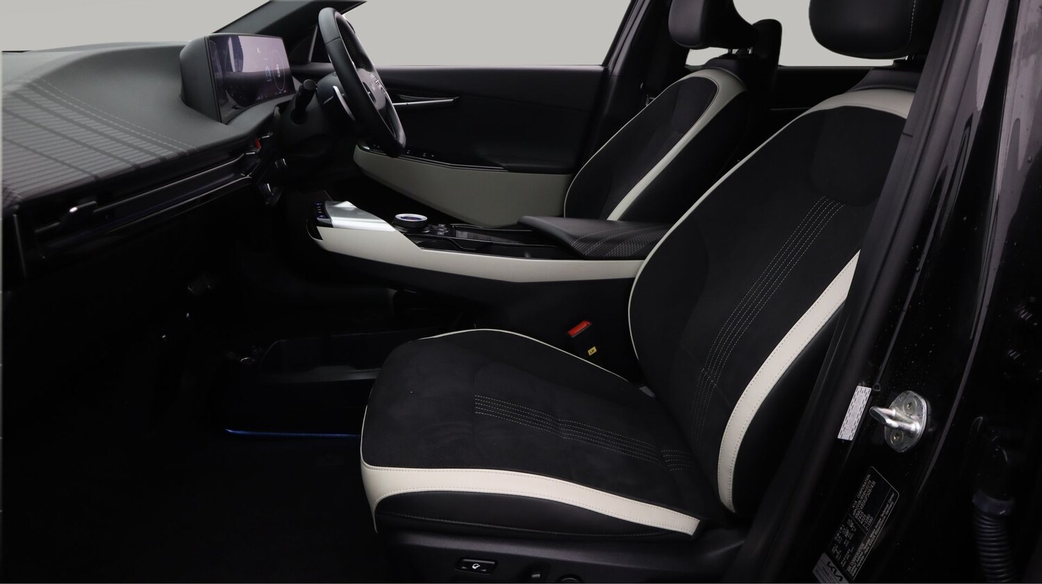 Used Kia EV6 for sale - 77207637: Photo 14