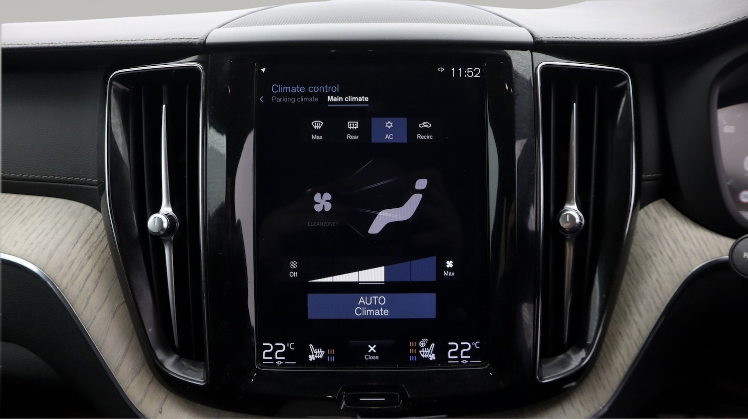 Used Volvo XC60 2019 for sale - 77214311: Photo 12