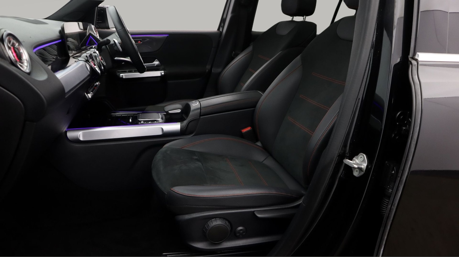 Used Mercedes-Benz GLB 2022 for sale - 77763278: Photo 14