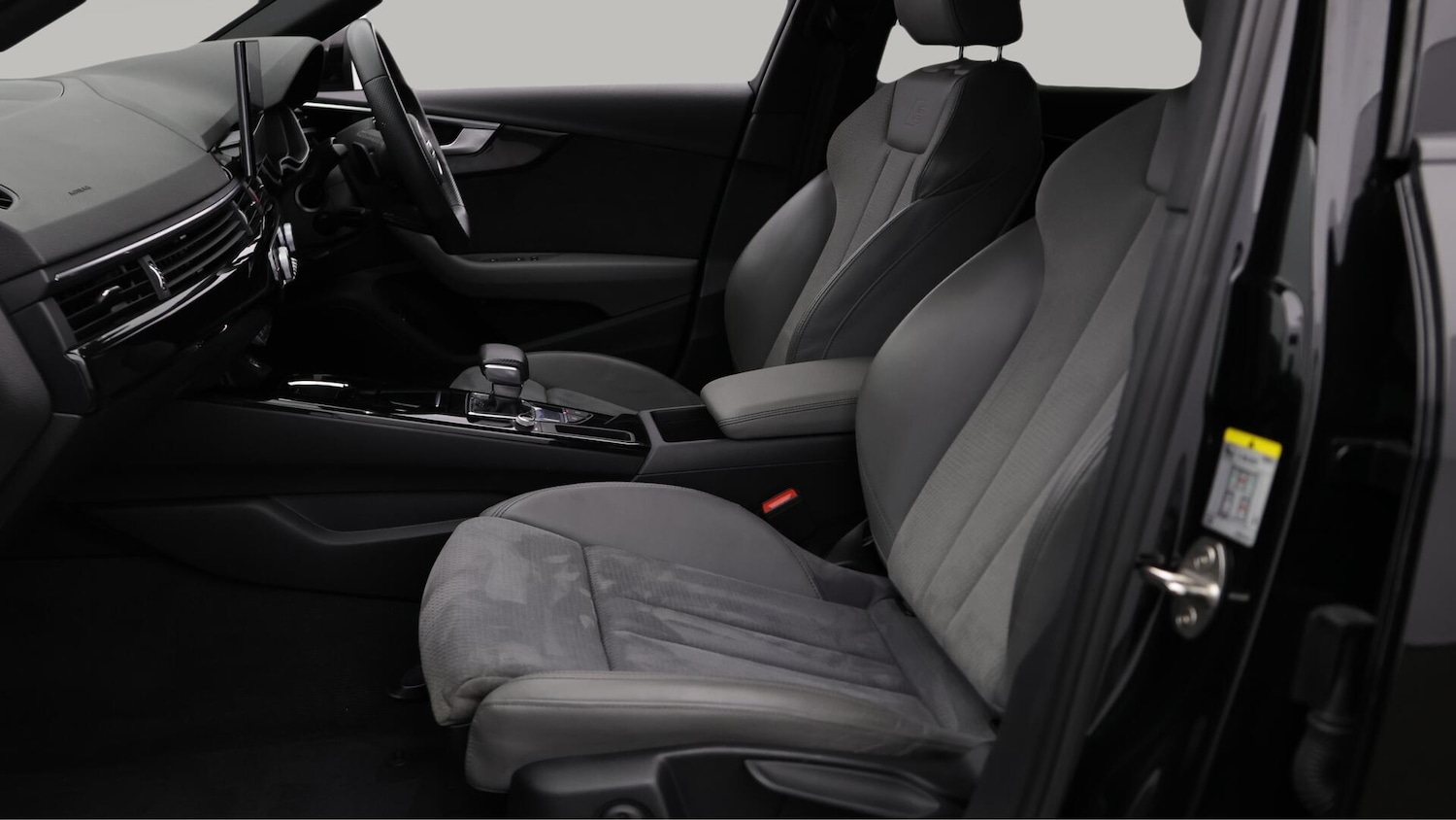 Used Audi A4 2023 for sale - 76397954: Photo 15