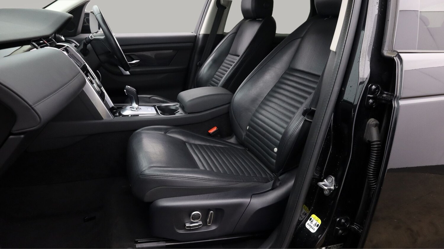 Used Land Rover Discovery Sport 2021 for sale - 77431231: Photo 14