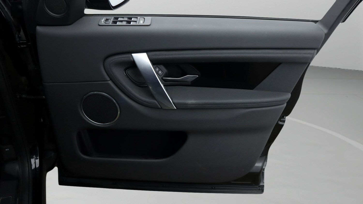 Used Land Rover Discovery Sport 2021 for sale - 77431231: Photo 15