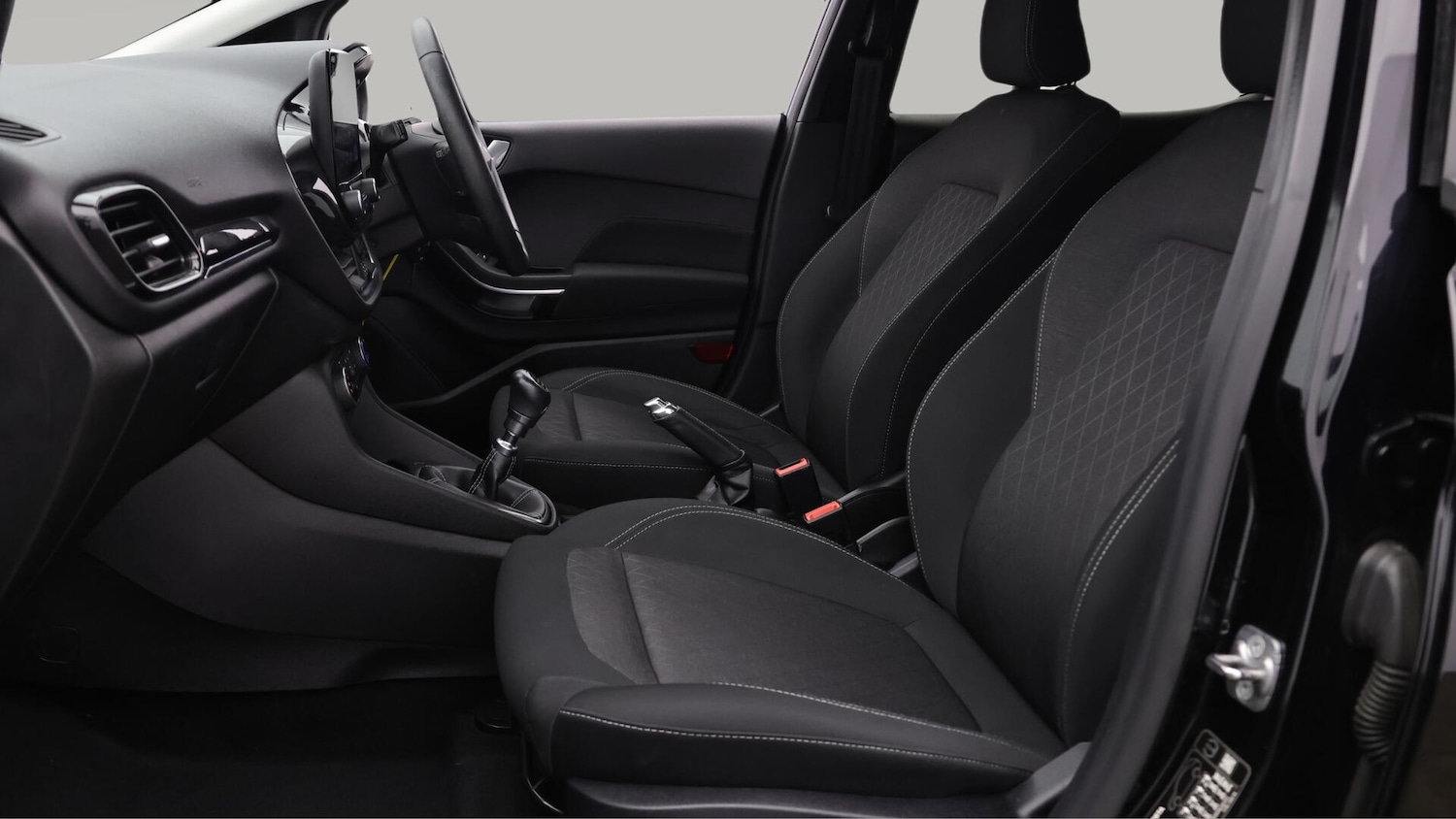 Used Ford Fiesta 2019 for sale - 76370361: Photo 15