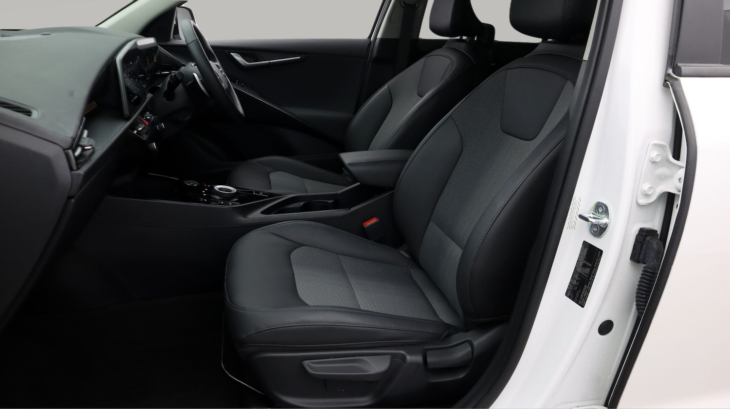 Used Kia Niro 2023 for sale - 78098554: Photo 14