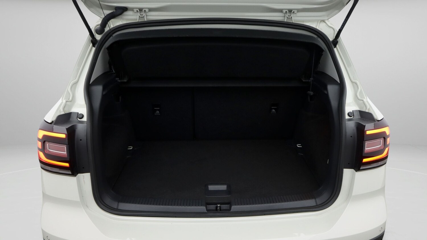 Used Volkswagen T-Cross for sale - 77579696: Photo 17