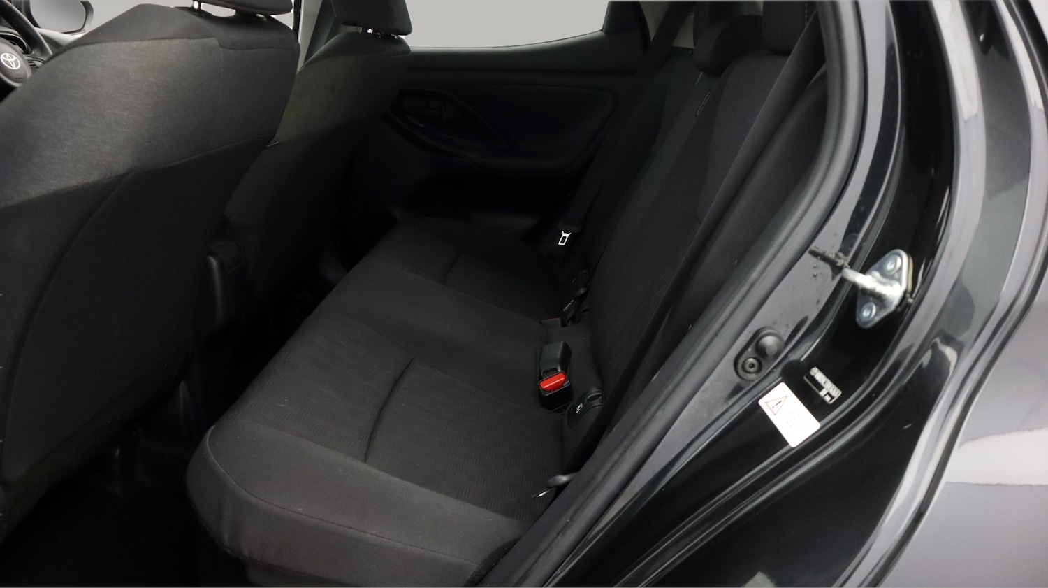 Used Toyota Yaris 2024 for sale - 77641857: Photo 16