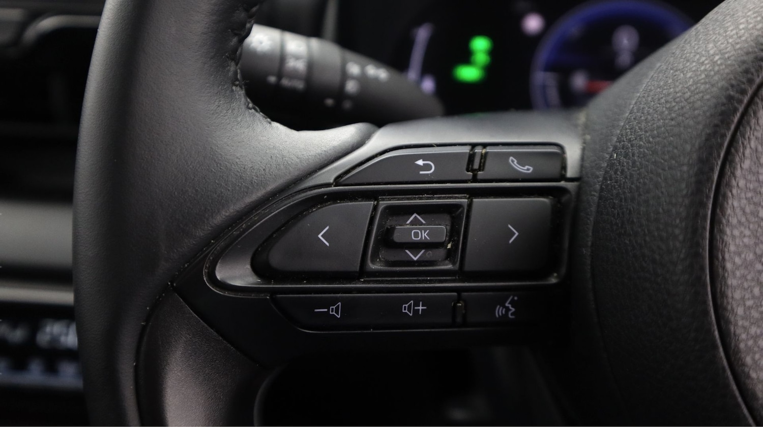 Used Toyota Yaris 2024 for sale - 77641857: Photo 23