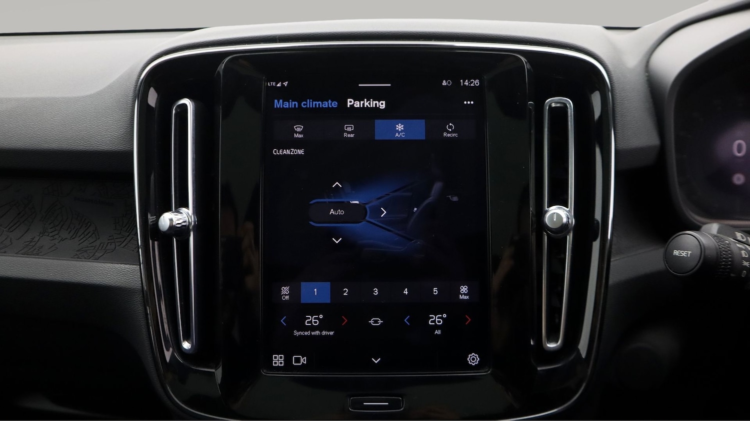 Used Volvo C40 2023 for sale - 77414020: Photo 12