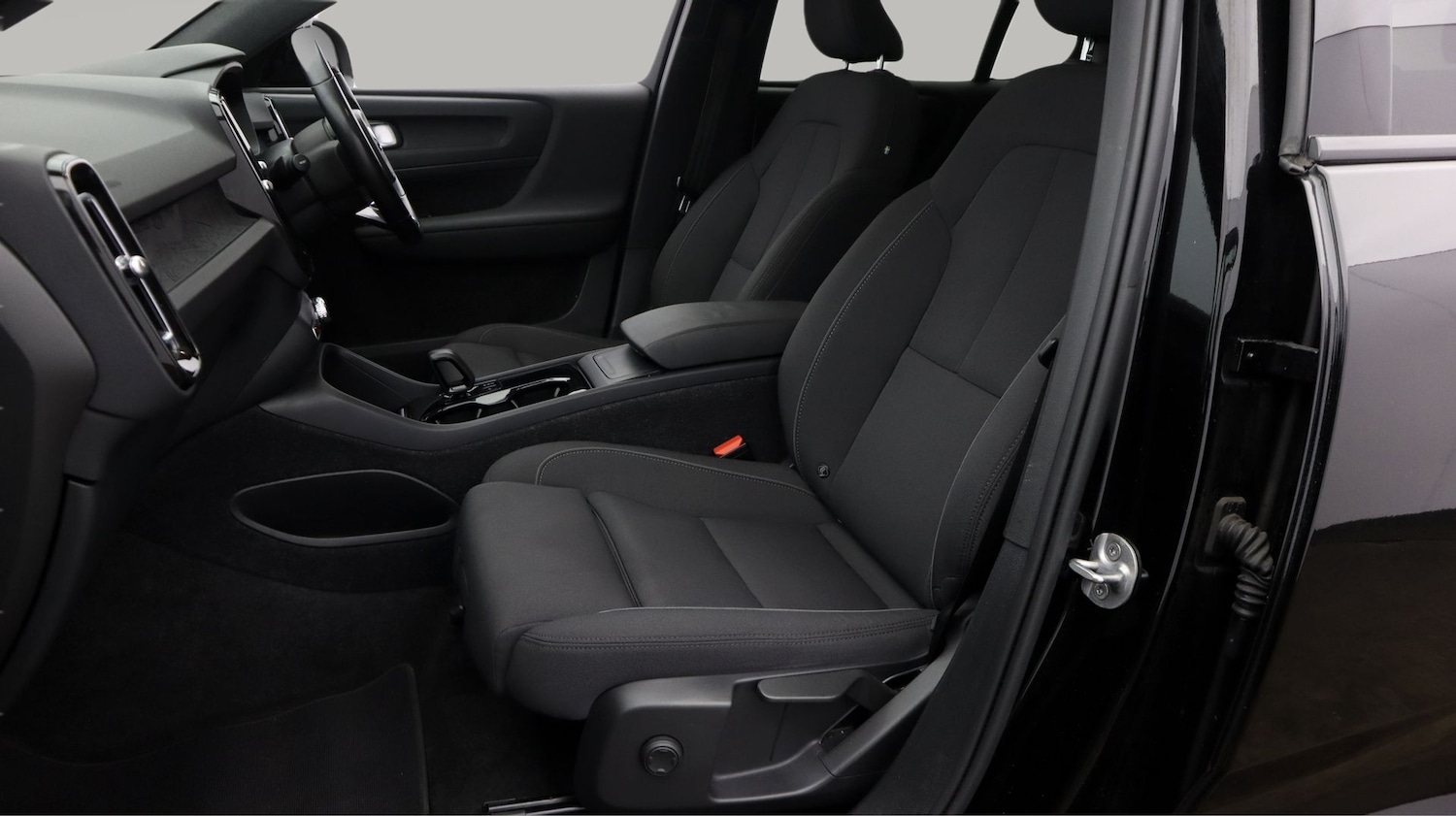 Used Volvo C40 2023 for sale - 77414020: Photo 14