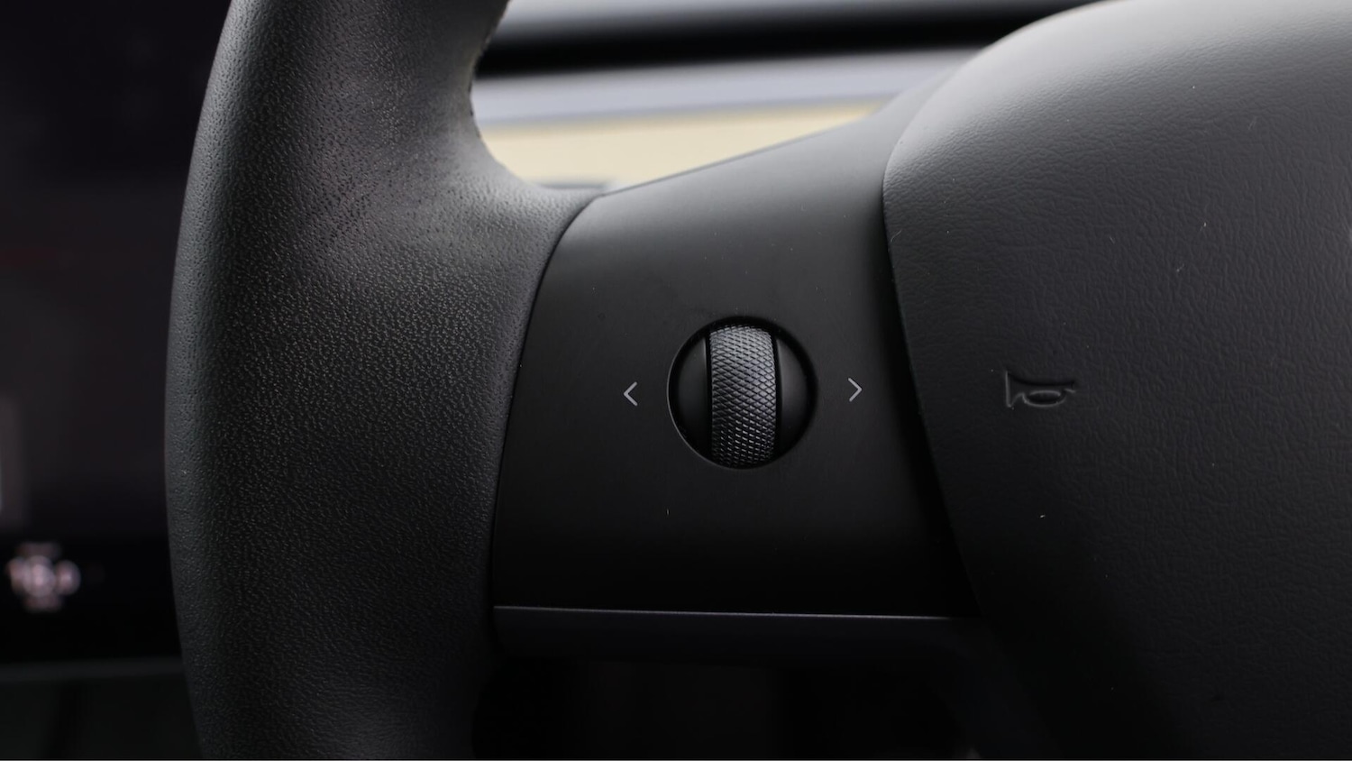 Used Tesla Model Y 2022 for sale - 76122679: Photo 24