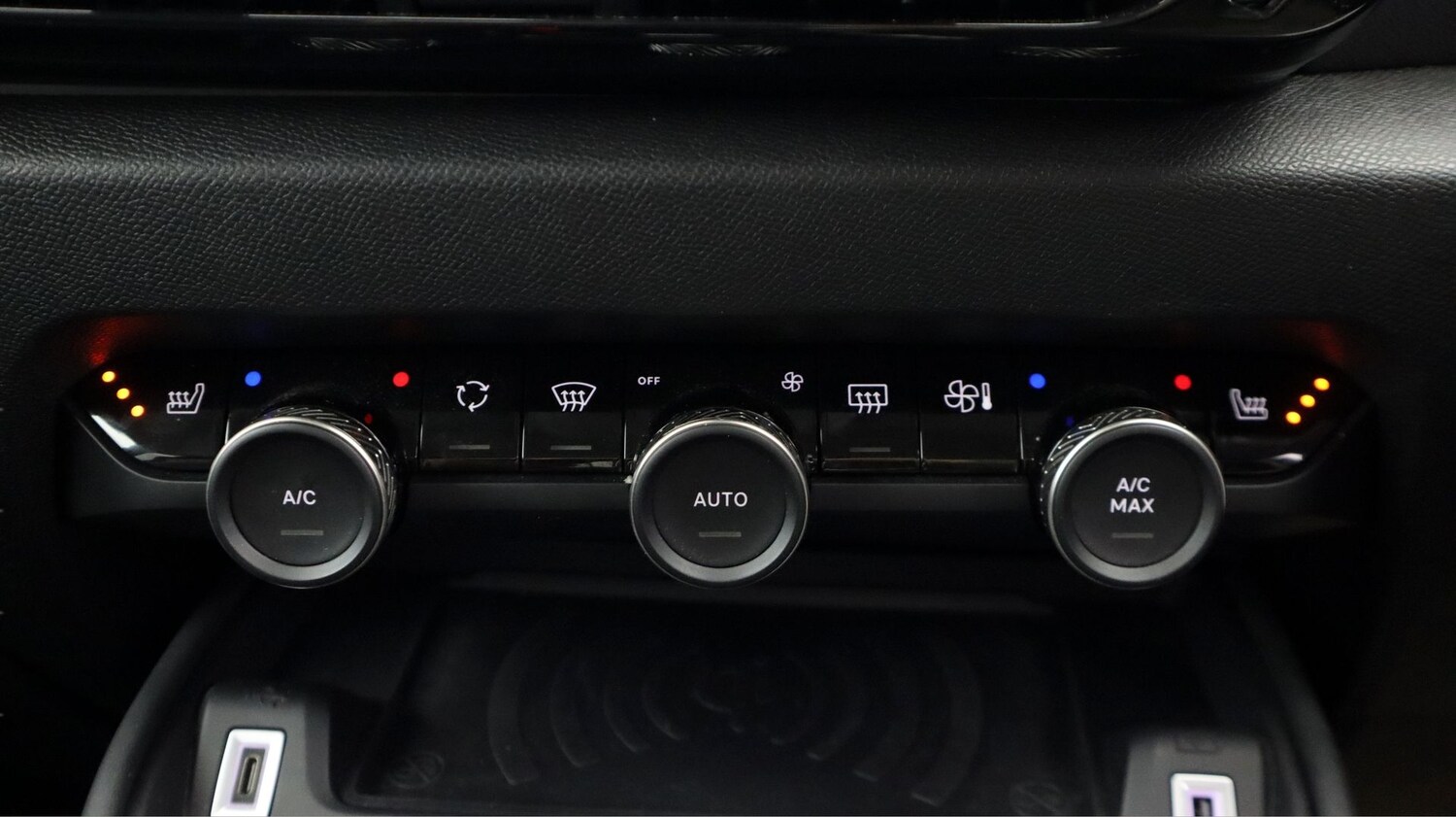 Used Citroen C4 2022 for sale - 77308606: Photo 12