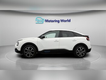 Used Citroen e-C4 2022 for sale - 77308606: Photo