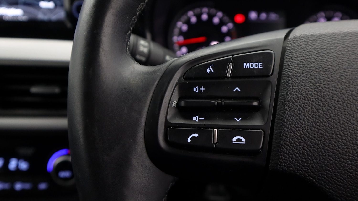 Used Hyundai i10 2023 for sale - 78071070: Photo 25