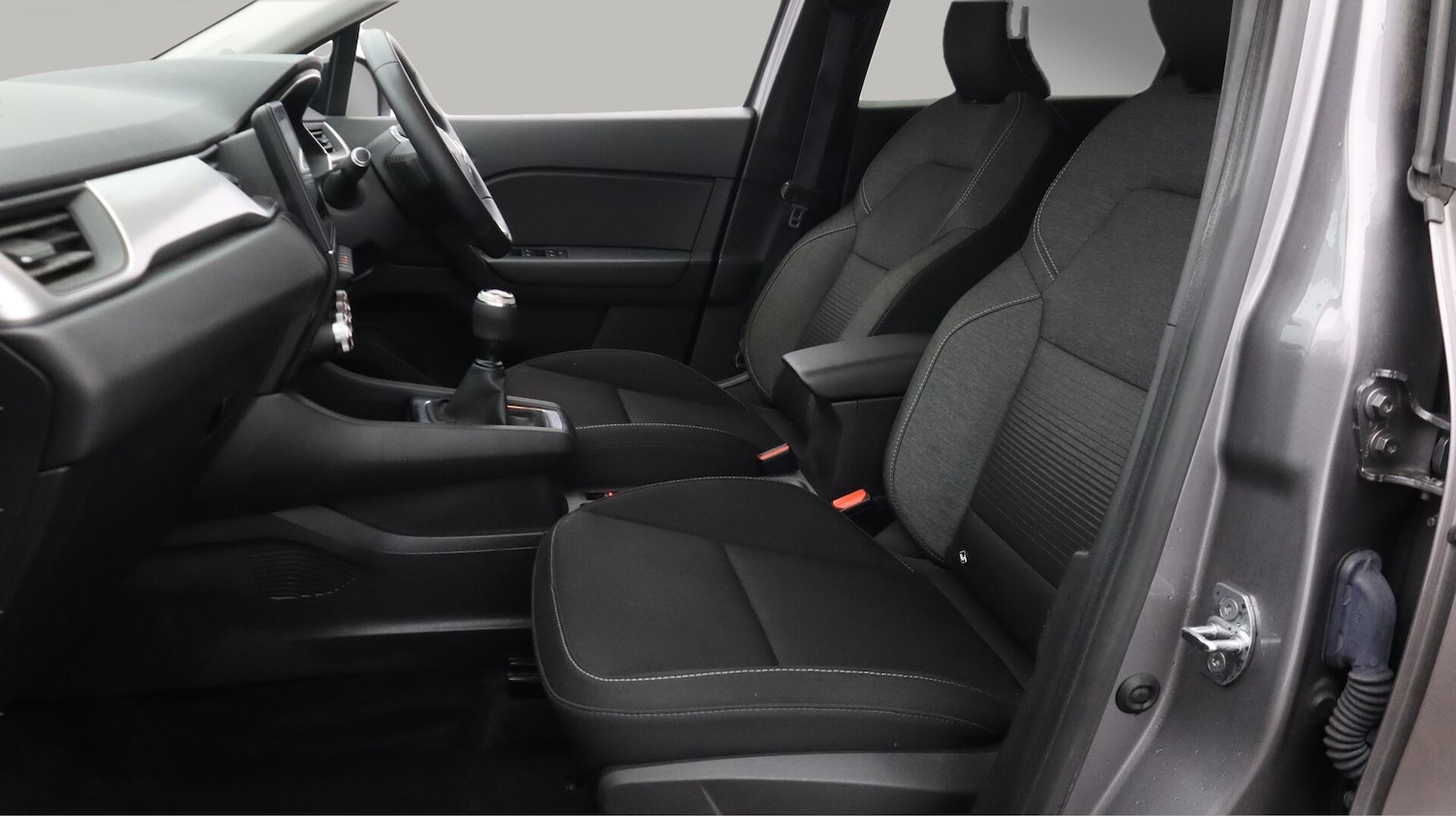 Used Renault Captur 2020 for sale - 76702363: Photo 15