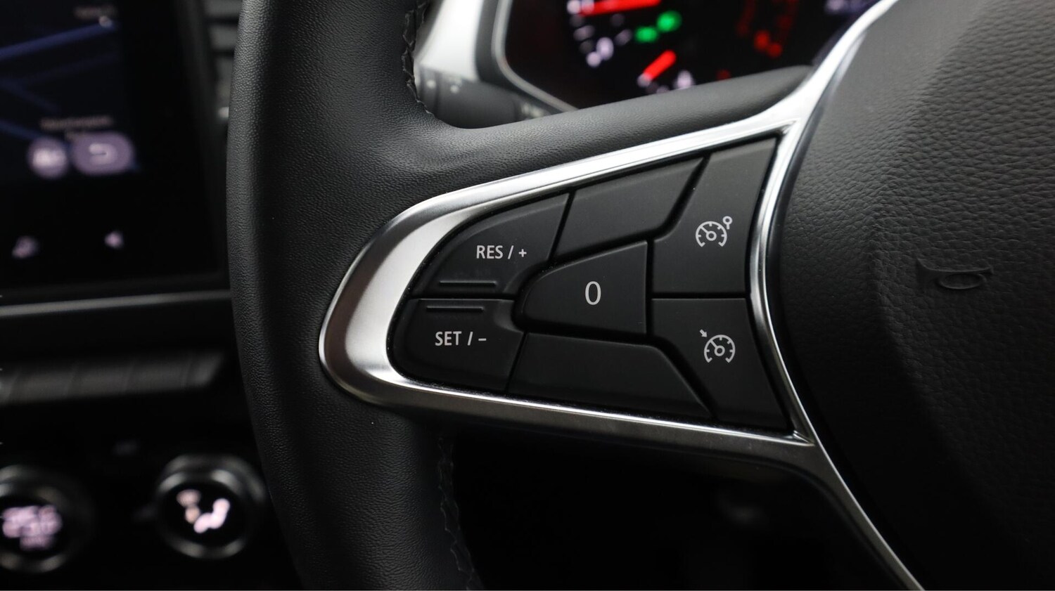 Used Renault Captur 2020 for sale - 76702363: Photo 23