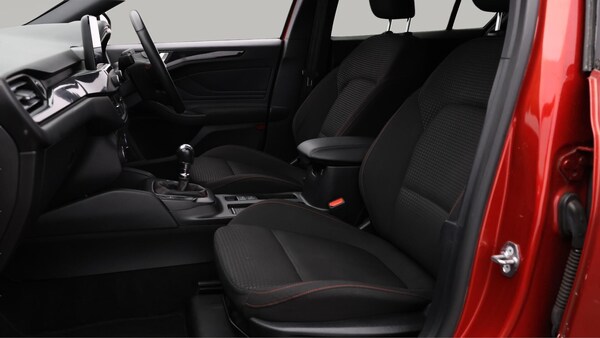 Used Ford Focus 2022 for sale - 75578589: Photo 15