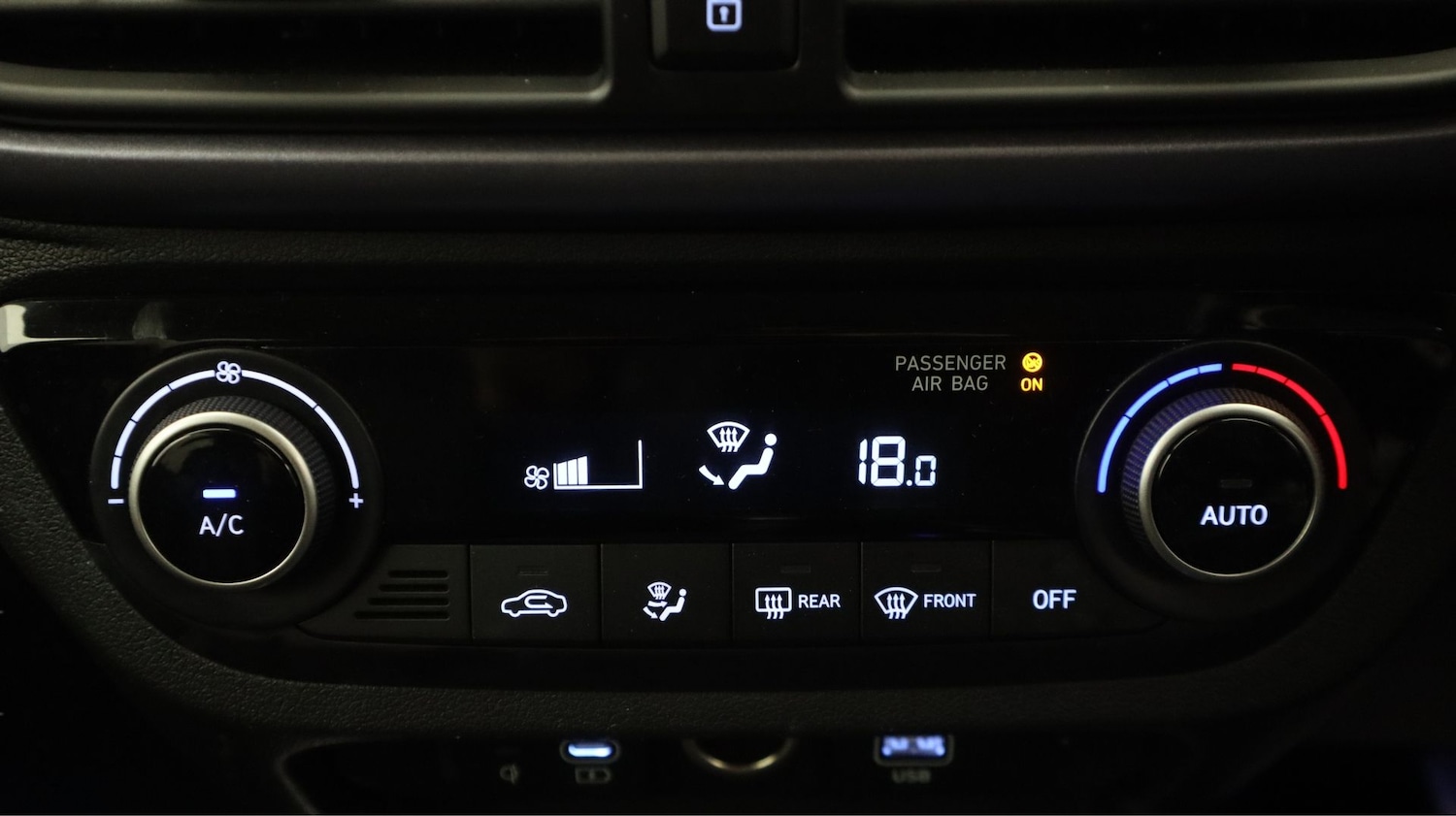 Used Hyundai i10 2023 for sale - 77779516: Photo 12