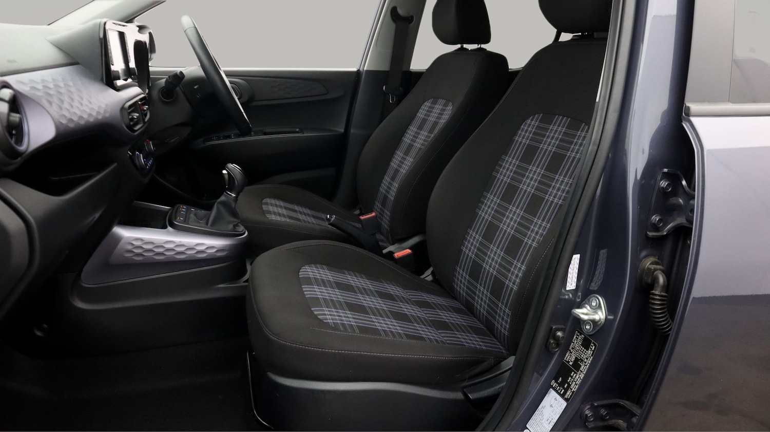 Used Hyundai i10 2023 for sale - 77779516: Photo 14