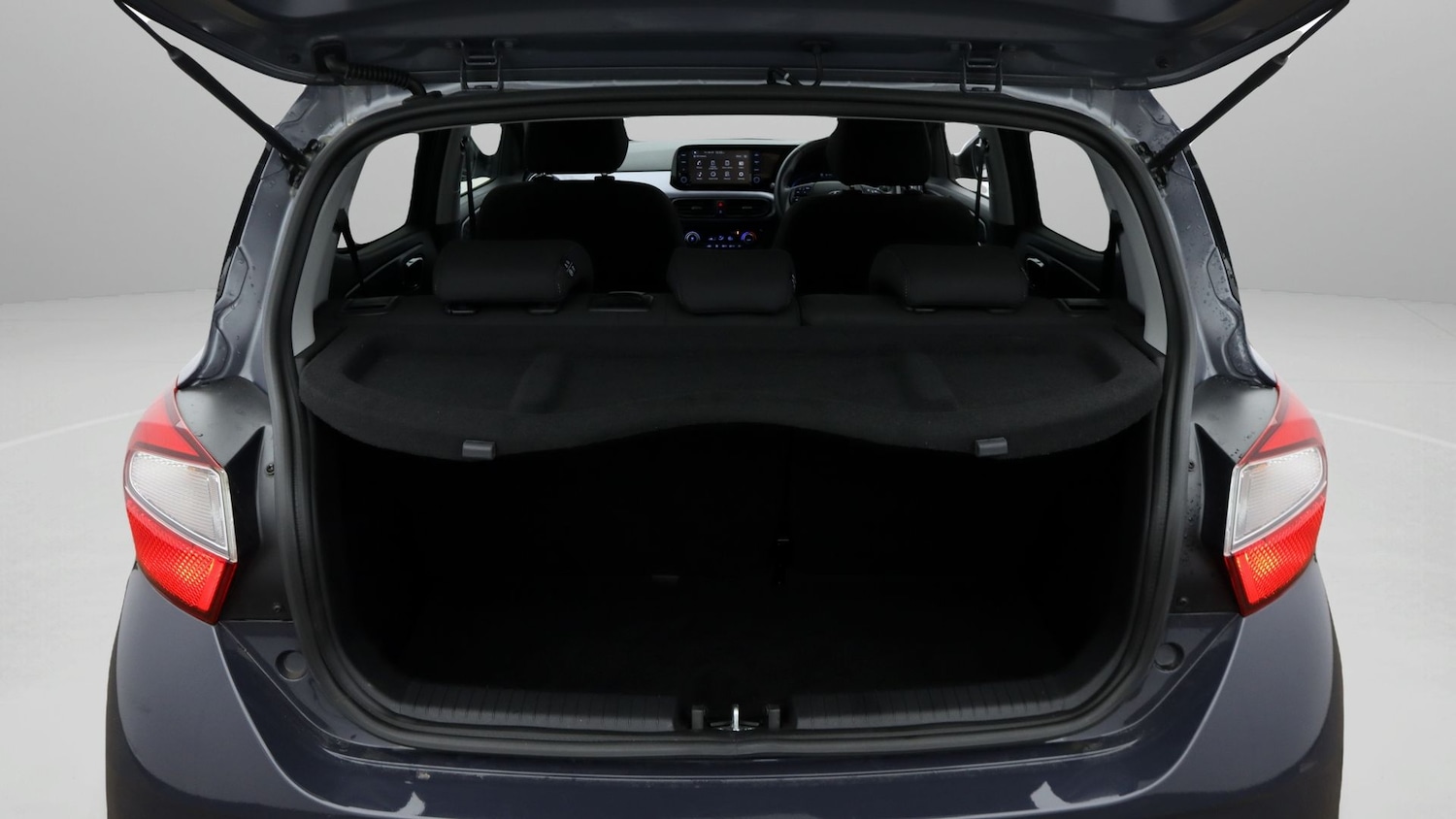 Used Hyundai i10 2023 for sale - 77779516: Photo 17